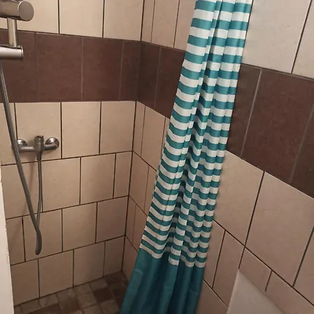 Pusztai Apartmanhaz דירה