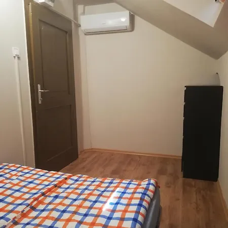 דירה Pusztai Apartmanhaz *